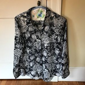 NWOT Ann Taylor Navy & White Floral Blouse.